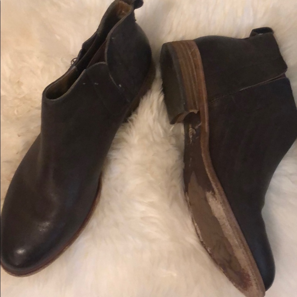 Ankle cut boots!